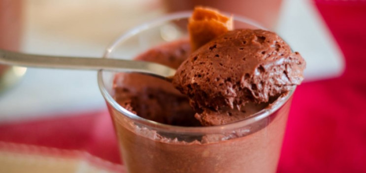 La Mousse au Chocolat et aux crêpes dentelle d'Emilie S