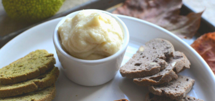 La tartinade de chou fleur et biscuits croquets